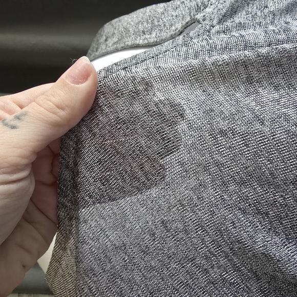 Liz Claiborne Silver V-Neck Top - Picture 5 of 6